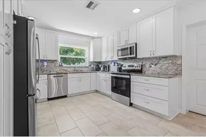 404 Laurel Lane, Palm Harbor, FL 34683 - Photo 8