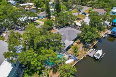 404 Laurel Lane, Palm Harbor, FL 34683 - Photo 54