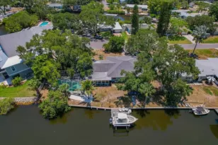 404 Laurel Ln, Palm Harbor, FL 34683 - Photo 2