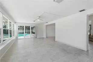 404 Laurel Ln, Palm Harbor, FL 34683 - Photo 22