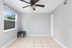 5255 45th Ave N, Saint Petersburg, FL 33709 - Photo 12