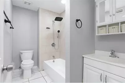 5255 45th Avenue N, Saint Petersburg, FL 33709 - Photo 10