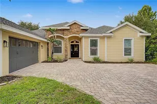 13134 Done Groven Dr, Dover, FL 33527 - Photo 4