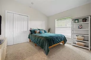 13134 Done Groven Dr, Dover, FL 33527 - Photo 30