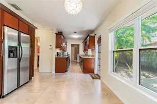303 Wildwood Way, Clearwater, FL 33756 - Photo 10