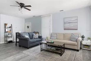 3651 Haines Rd N, Saint Petersburg, FL 33704 - Photo 22