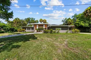 211 S Shore Crest Dr, Tampa, FL 33609 - Photo 16