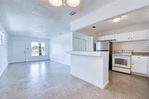 [Address not provided], Tampa, FL 33612 - Photo 8