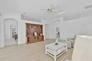 2224 Platinum Dr, Sun City Center, FL 33573 - Photo 16