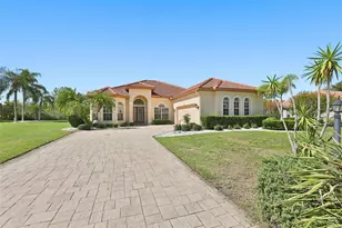 2224 Platinum Dr, Sun City Center, FL 33573 - Photo 6
