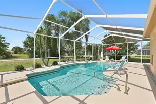2224 Platinum Dr, Sun City Center, FL 33573 - Photo 2