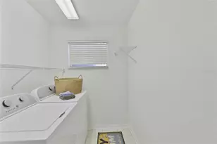 2224 Platinum Dr, Sun City Center, FL 33573 - Photo 28