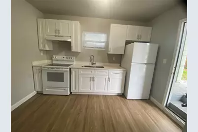 962 19 Avenue S #C, Saint Petersburg, FL 33705 - Photo 4