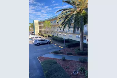 5750 80th Street N #B206, Saint Petersburg, FL 33709 - Photo 1