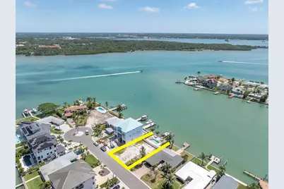 575 Crystal Drive, Madeira Beach, FL 33708 - Photo 2