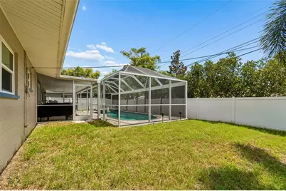 9045 Ridge Road, Seminole, FL 33772 - Photo 32