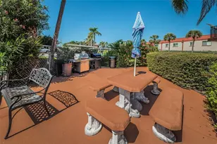 10365 Paradise Blvd, Treasure Island, FL 33706 - Photo 38
