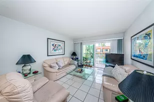 10365 Paradise Blvd, Treasure Island, FL 33706 - Photo 10