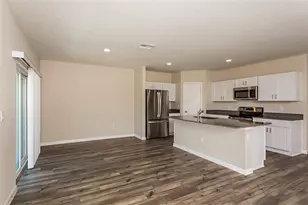 5394 San Pietro Dr, Winter Haven, FL 33884 - Photo 8