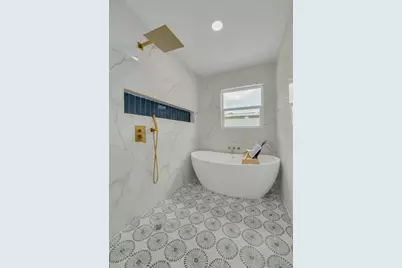 2528 4th Avenue S, Saint Petersburg, FL 33712 - Photo 24
