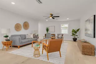 2528 4th Ave S, Saint Petersburg, FL 33712 - Photo 4