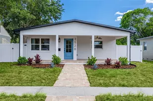 2528 4th Ave S, Saint Petersburg, FL 33712 - Photo 1