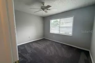 5013 Bordeaux Village Pl, Tampa, FL 33617 - Photo 14