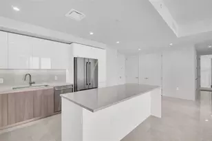 400 Central Ave, Saint Petersburg, FL 33701 - Photo 6
