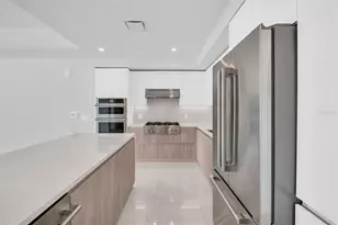 400 Central Ave, Saint Petersburg, FL 33701 - Photo 4
