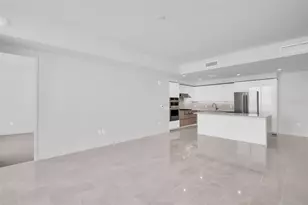 400 Central Ave, Saint Petersburg, FL 33701 - Photo 12