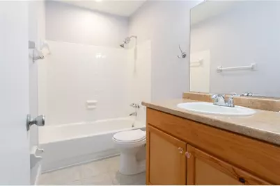 123 Seahorse Drive SE #D, Saint Petersburg, FL 33705 - Photo 6