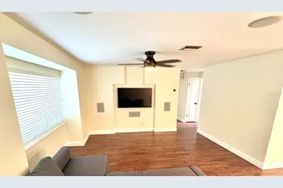 1878 Murray Avenue, Clearwater, FL 33755 - Photo 6