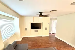 1878 Murray Ave, Clearwater, FL 33755 - Photo 6