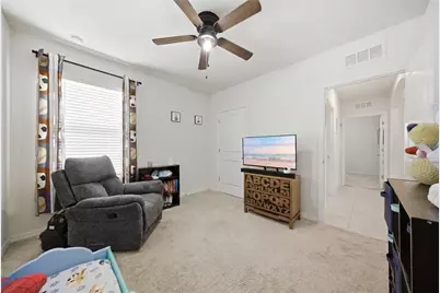 36250 Jenny Lynne Circle, Zephyrhills, FL 33541 - Photo 18