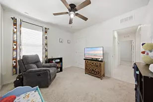 36250 Jenny Lynne Cir, Zephyrhills, FL 33541 - Photo 18