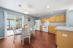 30837 Sonnet Glen Dr, Wesley Chapel, FL 33543 - Photo 12