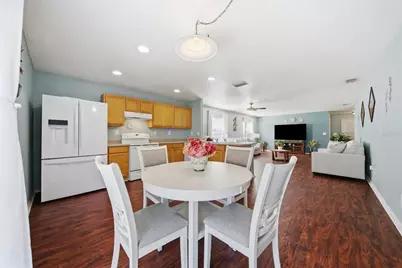 30837 Sonnet Glen Drive, Wesley Chapel, FL 33543 - Photo 14