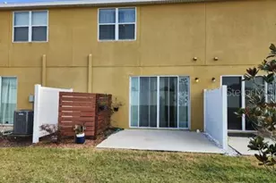 7031 Woodchase Glen Dr, Riverview, FL 33578 - Photo 8