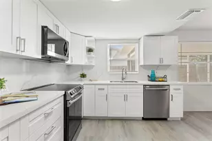 1524 Arizona Ave NE, Saint Petersburg, FL 33703 - Photo 8