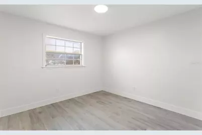 1524 Arizona Avenue NE, Saint Petersburg, FL 33703 - Photo 16