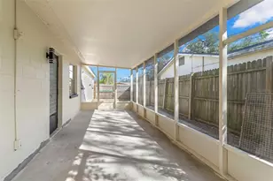 1524 Arizona Ave NE, Saint Petersburg, FL 33703 - Photo 22