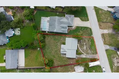 525 Hampton Avenue NE, Saint Petersburg, FL 33703 - Photo 16
