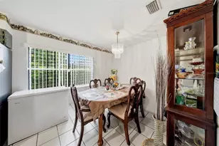 6308 N 22nd St, Tampa, FL 33610 - Photo 10