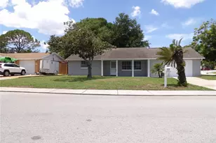 5131 Greenwood St, New Port Richey, FL 34653 - Photo 2