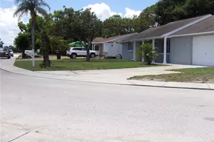 5131 Greenwood St, New Port Richey, FL 34653 - Photo 4