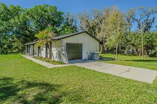 8807 Overlook Dr, Wesley Chapel, FL 33545 - Photo 42