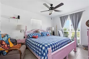 1124 King Arthur Ct, Valrico, FL 33594 - Photo 18