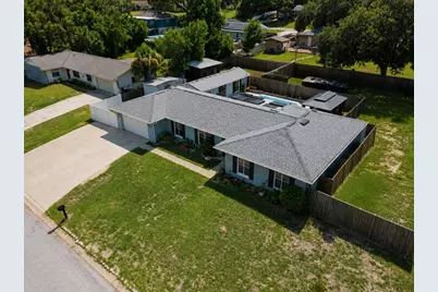 1124 King Arthur Court, Valrico, FL 33594 - Photo 4