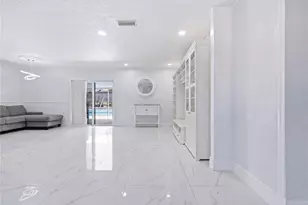 1124 King Arthur Ct, Valrico, FL 33594 - Photo 6