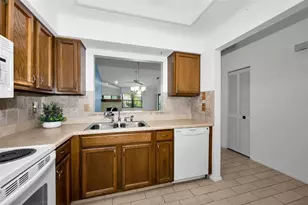 3477 Hillmoor Dr, Palm Harbor, FL 34685 - Photo 12